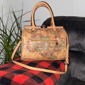 World Map purse. Clean